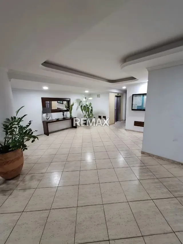 VENTA DE APARTAMENTO EDIF HOLIDAY PALACE I PISO BAJO - 20