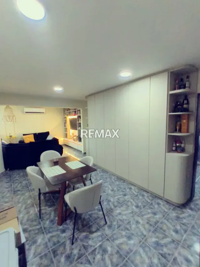 VENTA DE APARTAMENTO EDIF HOLIDAY PALACE I PISO BAJO - 4
