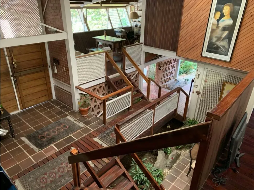Se vende casa 340m2 Lomas de La Lagunita 1635 - 2