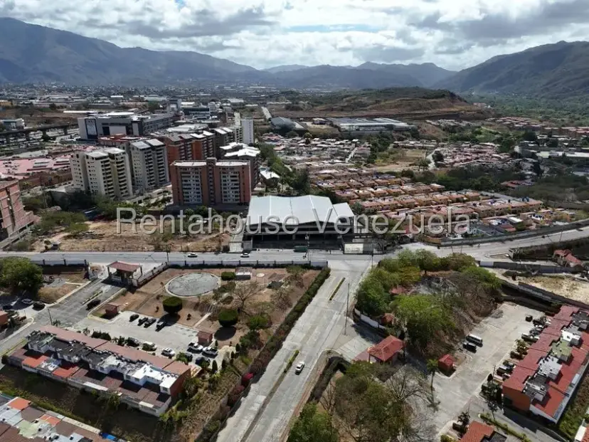 Comercial (Local Comercial) en Venta en Valle Grande, Miranda
