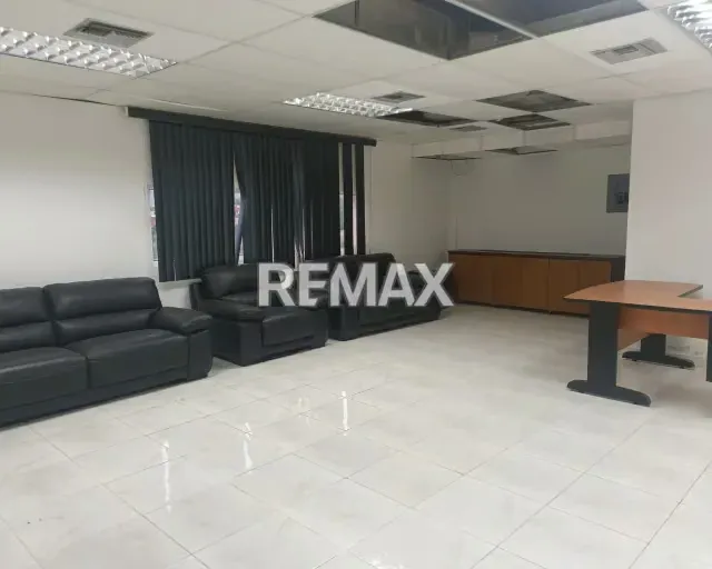 VENTA GALPON CORPORATIVO PREMIUM: 3 PISOS, ASCENSOR INDUSTRIAL, OFICINAS DE LUJO Y CAPACIDAD PARA ENTRADA DE CONTENEDORES Y TERMOKING - 6