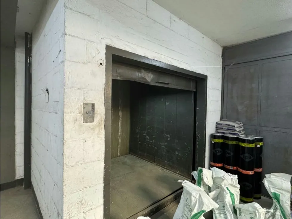 En Venta Galpon Edificio Industrial en San Martin. Libertador Caracas - 18