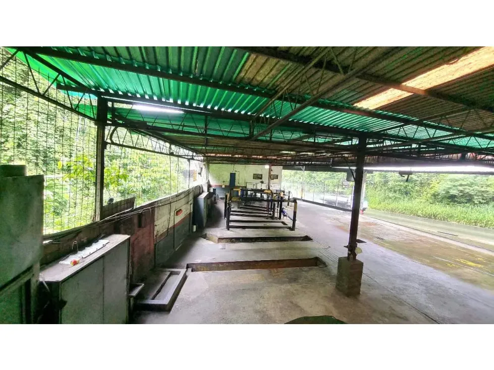 Alquilo galpon 1340m2 Mariches 7834 - 4
