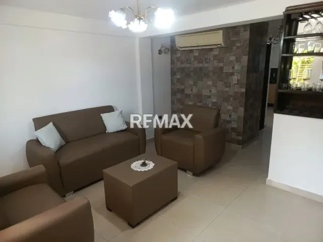 TH CON POTENCIAL, MODERNO CON EXCELENTE UBICACION EN UNA DE LAS MEJORES ZONAS DE LA ISLA DE MARGARITA 123M2