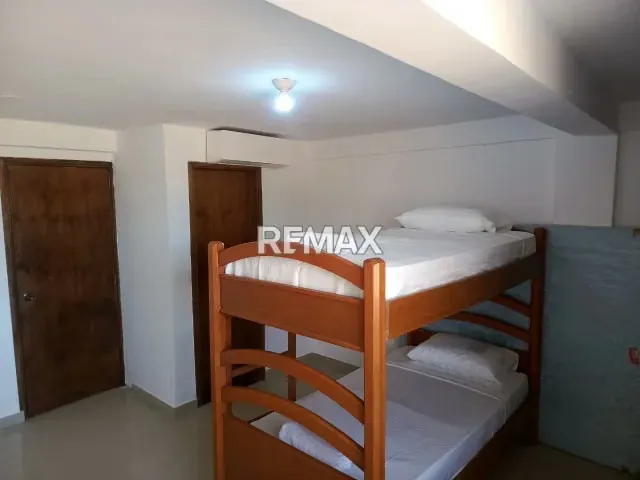 TH CON POTENCIAL, MODERNO CON EXCELENTE UBICACION EN UNA DE LAS MEJORES ZONAS DE LA ISLA DE MARGARITA 123M2 - 15