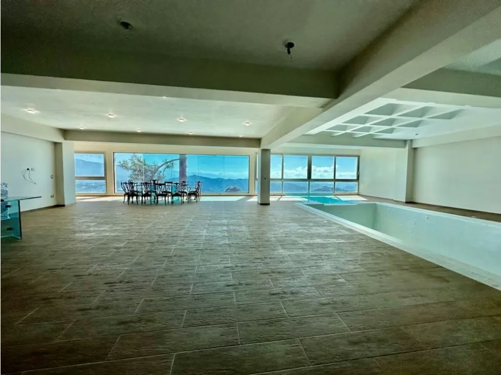 Se vende casa 2.000m2 6h/9B/11p Alto Hatillo - 18