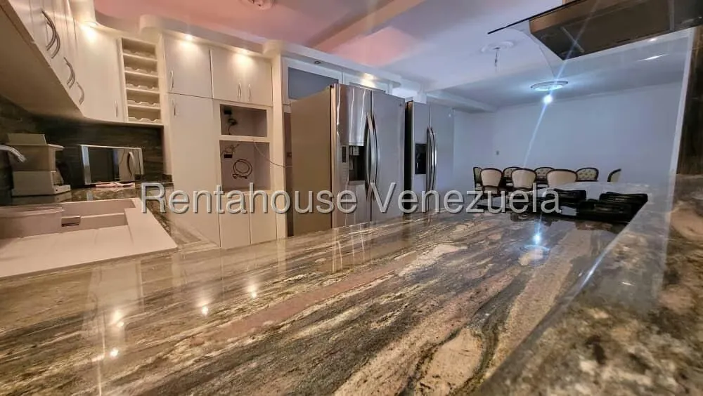 Casa (Duplex) en Venta en Lomas de Monte Claro, Distrito Metropolitano - 13