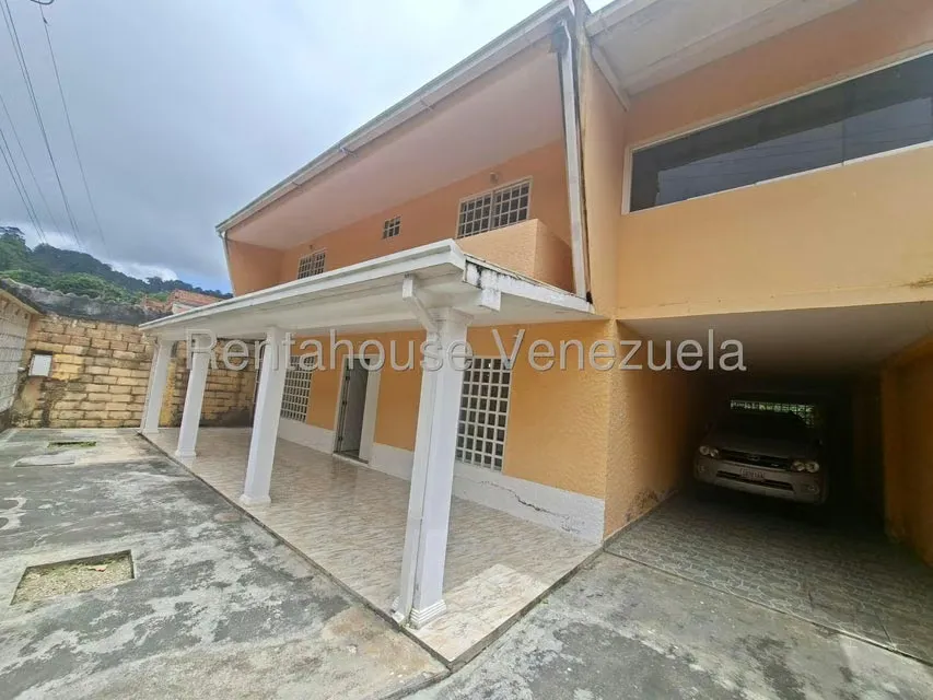 Casa (Duplex) en Venta en Lomas de Monte Claro, Distrito Metropolitano - 34