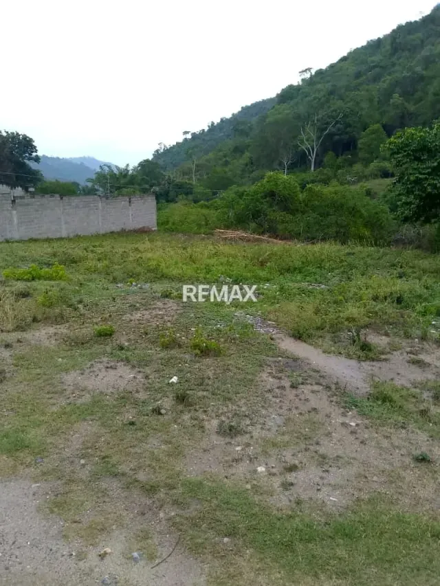 Lote de terreno en venta en el Hatico-Trapiche vía Mendoza Fría,