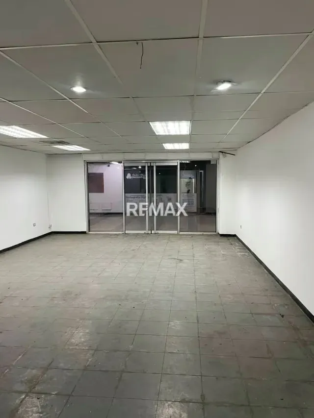 En Venta Local Comercial en el C.C. Paseo las Industrias. (al lado de la Alcaldía de Valencia) - 6