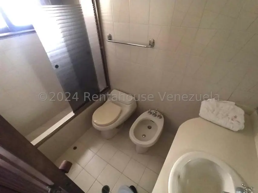 Casa (Multipes Niveles) en Venta en Oripoto, Distrito Metropolitano - 15