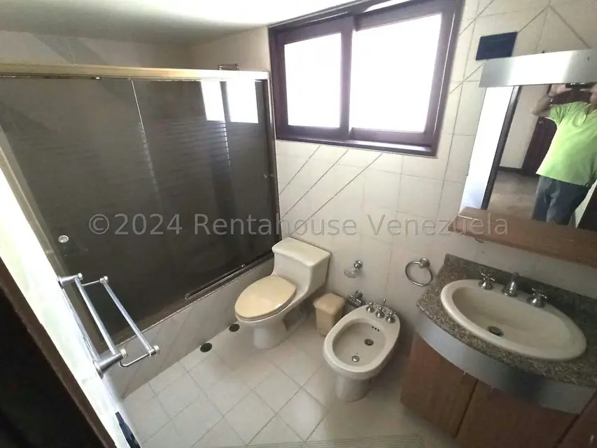 Casa (Multipes Niveles) en Venta en Oripoto, Distrito Metropolitano - 17