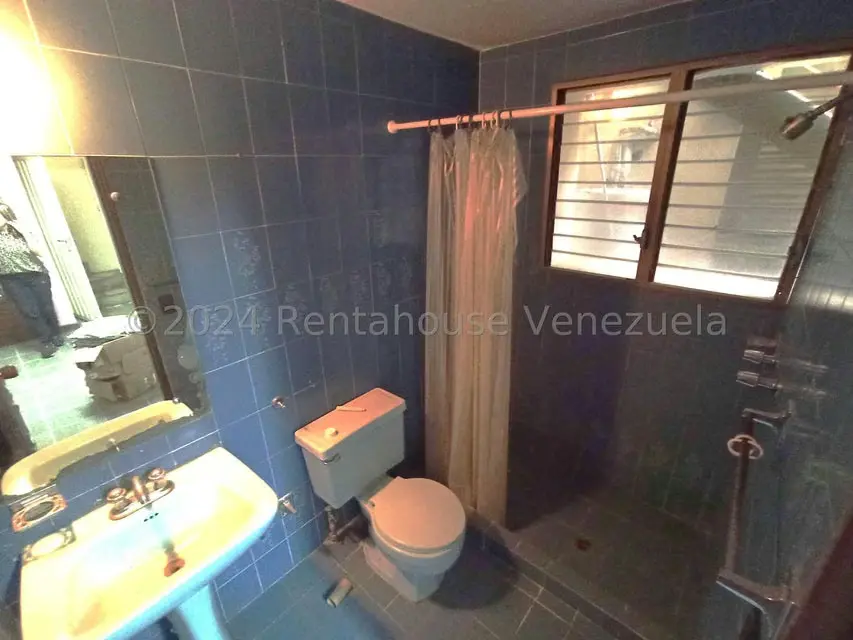 Casa (Multipes Niveles) en Venta en Oripoto, Distrito Metropolitano - 33