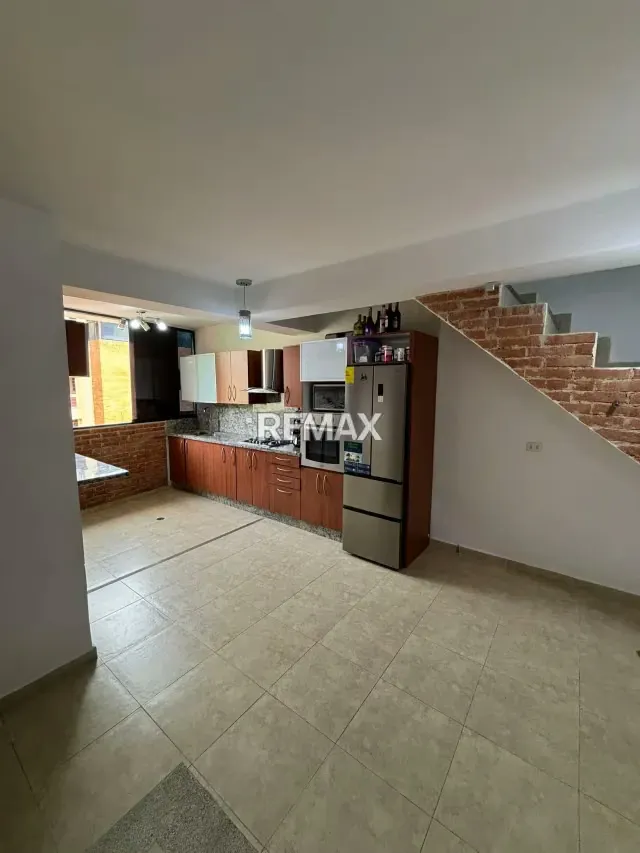 Penthouse Duplex en Venta, Mañongo, Res. Kilinmanjaro - 4