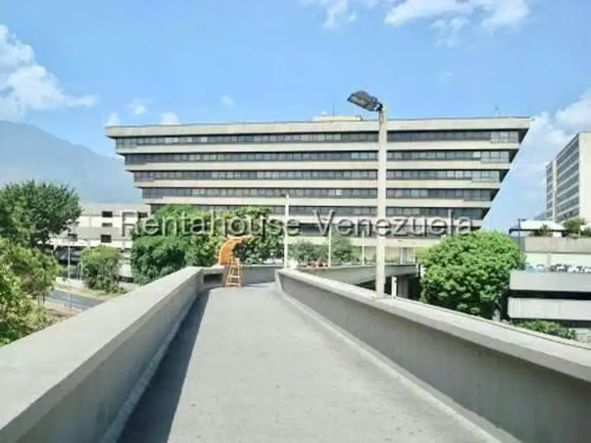Comercial (Oficina) en Venta en Chuao, Distrito Metropolitano