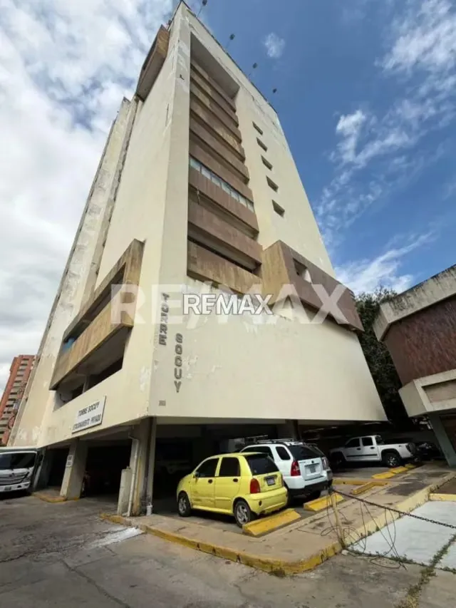 Oficina en Alquiler Torre Socuy