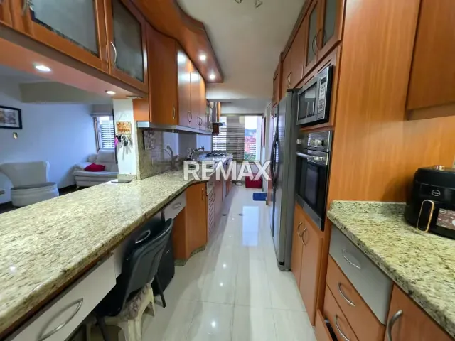 Apartamento en Venta los Samanes baja densidad - 6