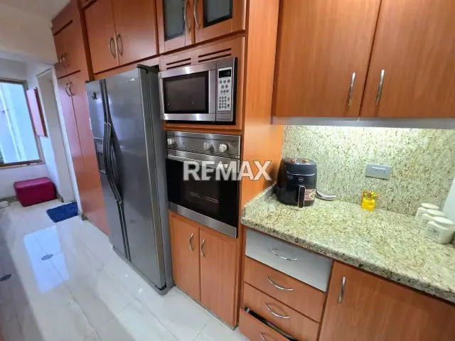 Apartamento en Venta los Samanes baja densidad - 8