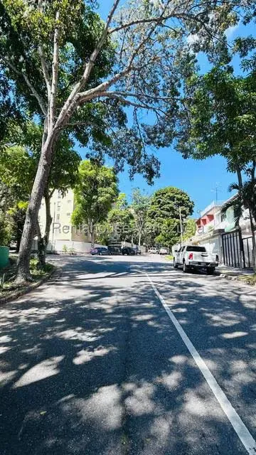 Casa (1 Nivel) en Venta en Lomas de Chuao, Distrito Metropolitano - 17