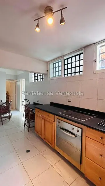 Casa (1 Nivel) en Venta en Lomas de Chuao, Distrito Metropolitano - 18
