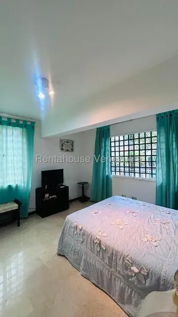Casa (1 Nivel) en Venta en Lomas de Chuao, Distrito Metropolitano - 32