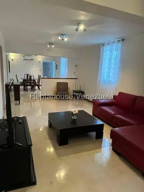 Casa (1 Nivel) en Venta en Lomas de Chuao, Distrito Metropolitano - 43