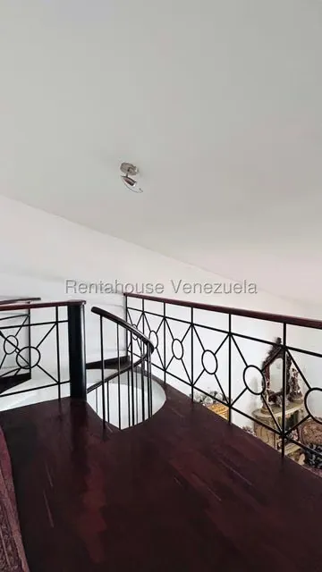 Casa (1 Nivel) en Venta en Lomas de Chuao, Distrito Metropolitano - 8