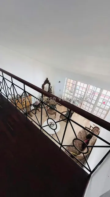 Casa (1 Nivel) en Venta en Lomas de Chuao, Distrito Metropolitano - 10