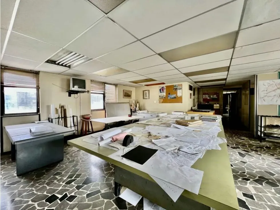 Se vende oficina 240m2 4B La Carlota - 18