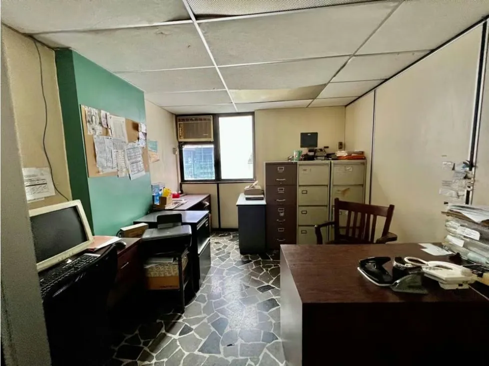 Se vende oficina 240m2 4B La Carlota - 7