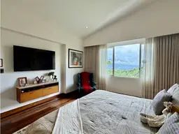 View 33