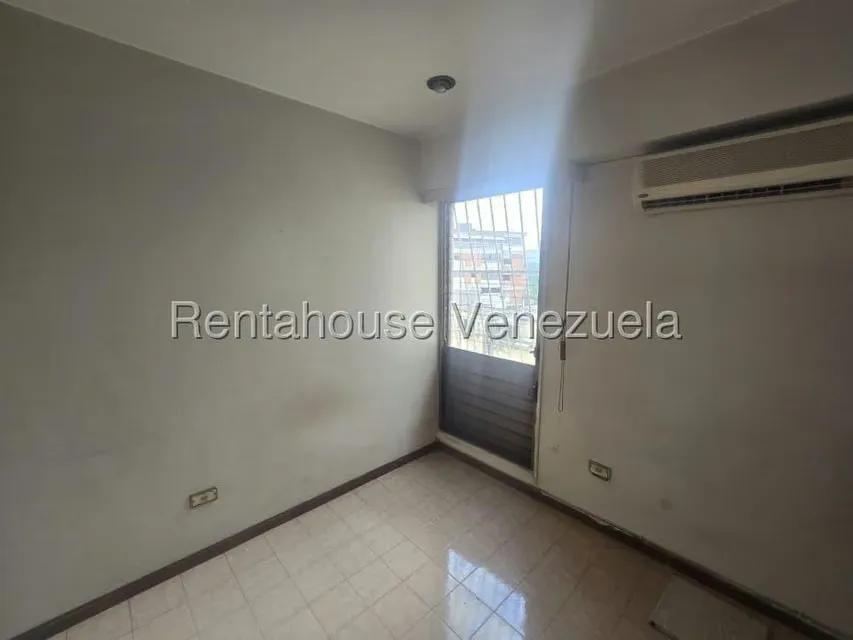 Apartamento (1 Nivel) en Venta en Los Caobos, Distrito Metropolitano - 9
