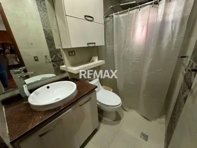 Apartamento en Alquiler Res. DOLORITA Av. EL MILAGRO - 9