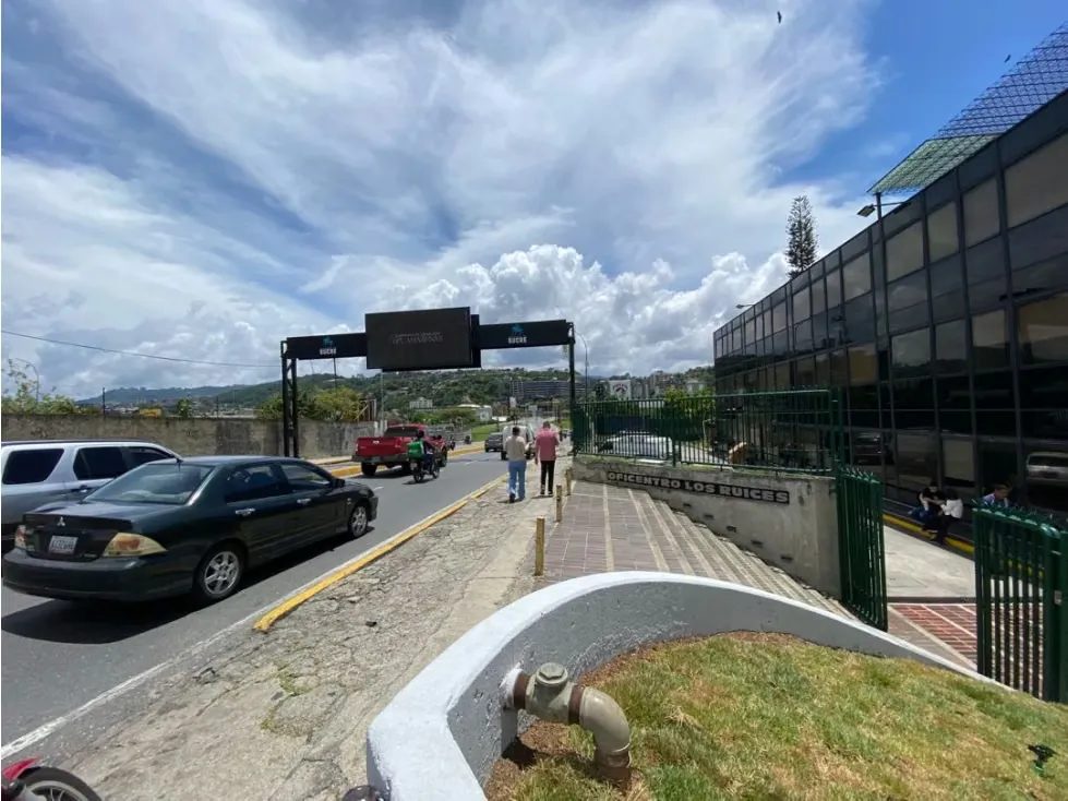LOS RUICES ALQUILO OFICINA 135M2 2 BAÑOS AMOBLADA - 2