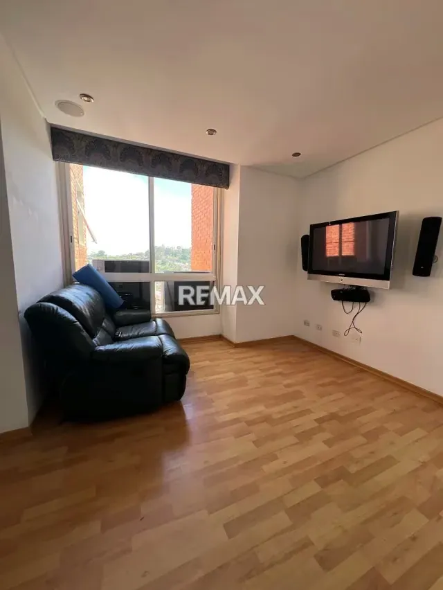 ALQUILER DE APARTAMENTO EN LA LAGUNITA - 8
