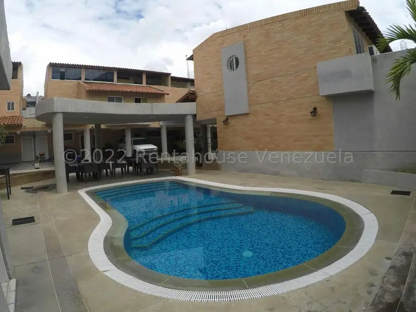 Townhouse (Multiples Niveles) en Venta en Manongo, Carabobo - 24