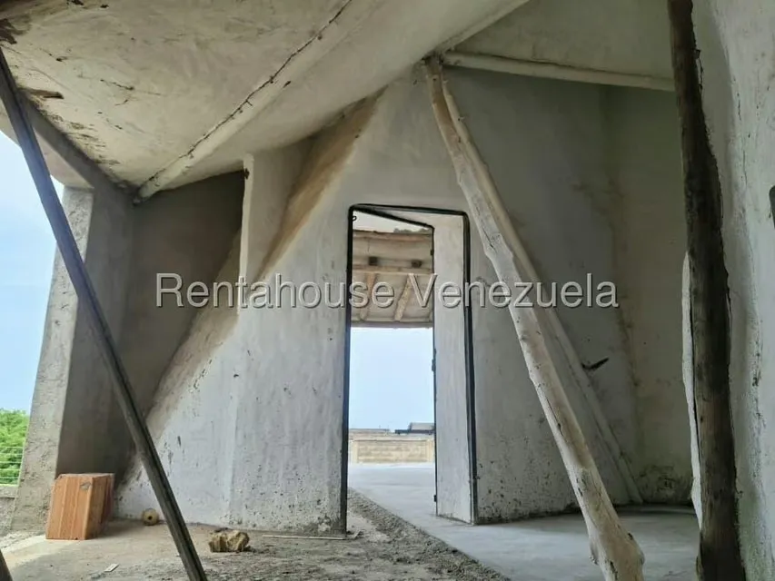 Casa (Duplex) en Venta en Guacuco, Nueva Esparta - 13