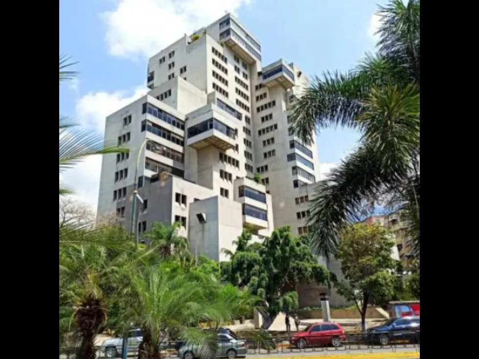 Oportunidad de inversión en oficina Empresarial del Este 436 M2 - 19