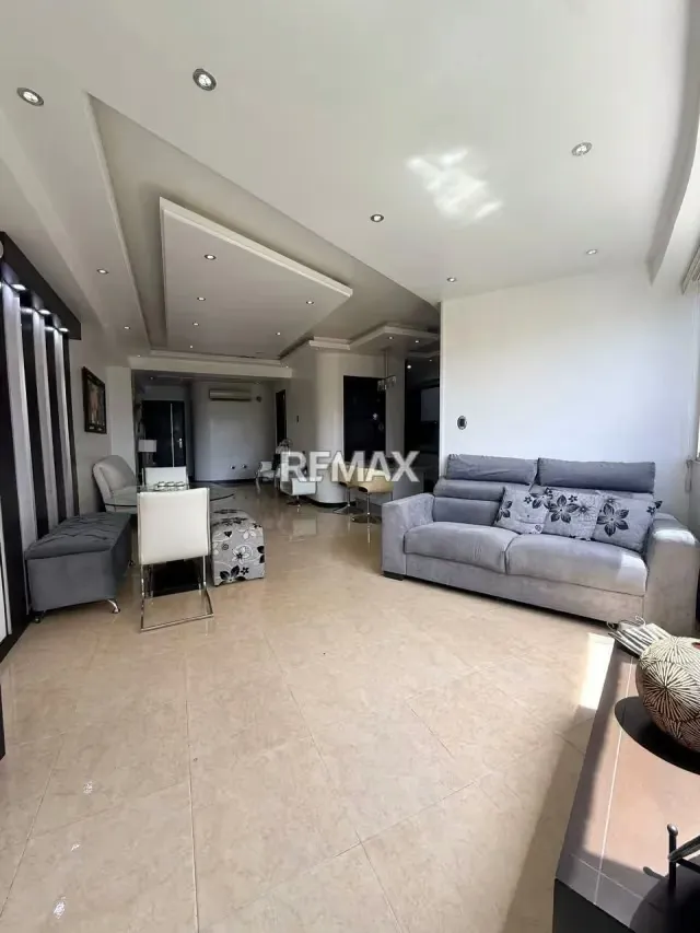 EN ALQUILER APARTAMENTO RES. MANDALAY SUITES URB. VALLE BLANCO - 9
