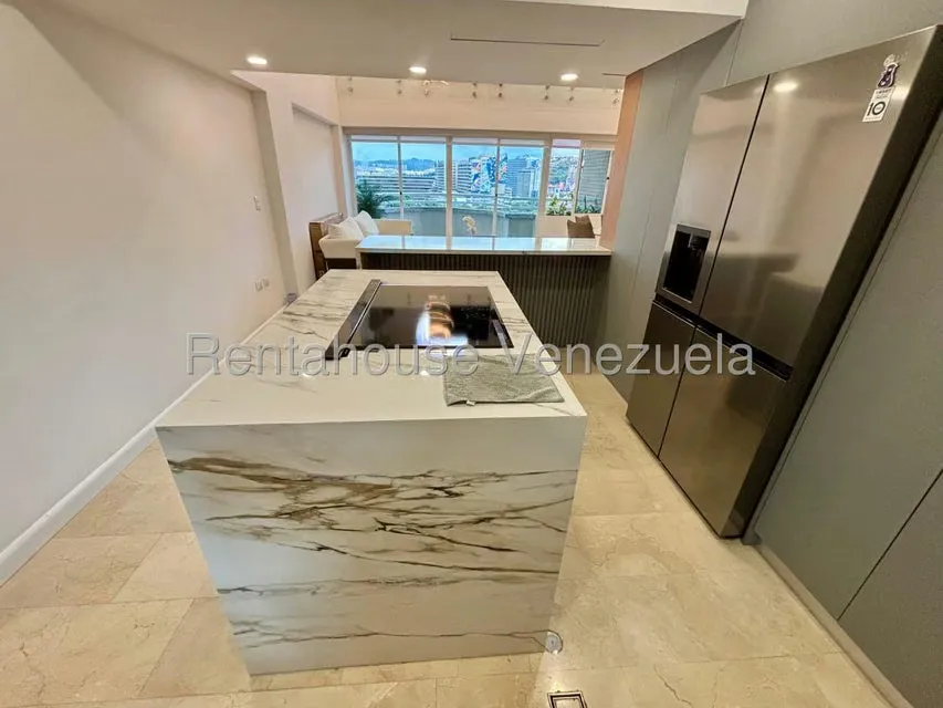 Apartamento (1 Nivel) en Venta en El Rosal, Distrito Metropolitano - 3