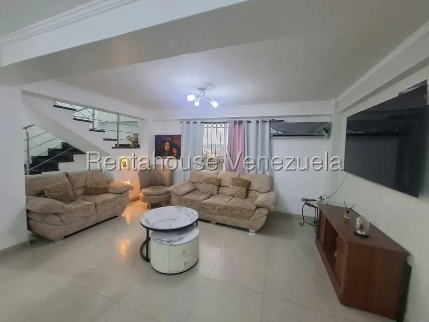 Apartamento (Duplex) en Venta en Metropolitano Javier, Lara - 2