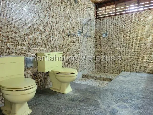 Casa (Duplex) en Venta en Prados del Este, Distrito Metropolitano - 27