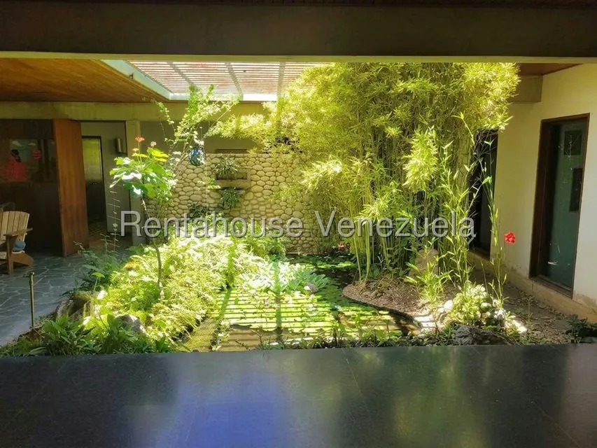 Casa (Duplex) en Venta en Prados del Este, Distrito Metropolitano - 8