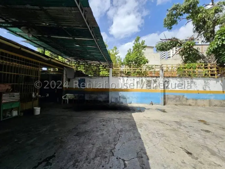 Terreno (Comercial) en Venta en Zona Centro, Aragua - 2
