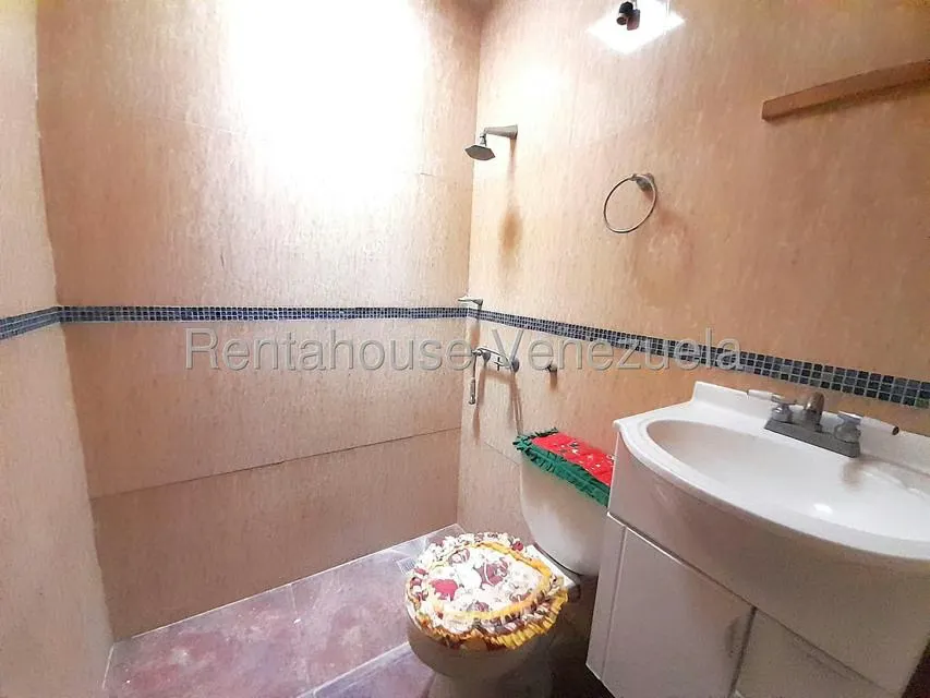 Casa (1 Nivel) en Venta en Sector Los Perozos, Falcon - 18