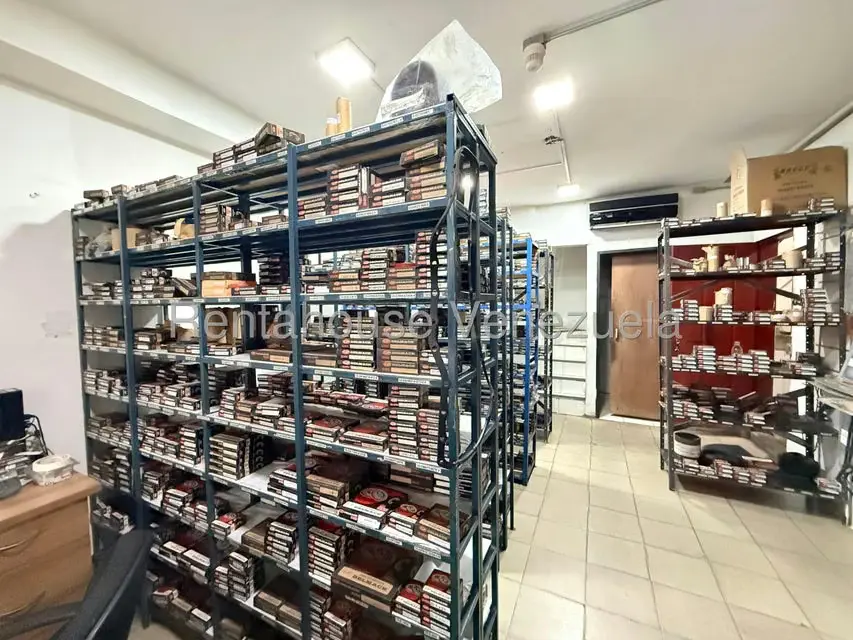 Galpon - Deposito en Venta en Centro, Lara - 28