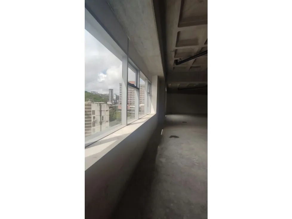 Se alquila Oficina 220m² Las Mercedes - 6