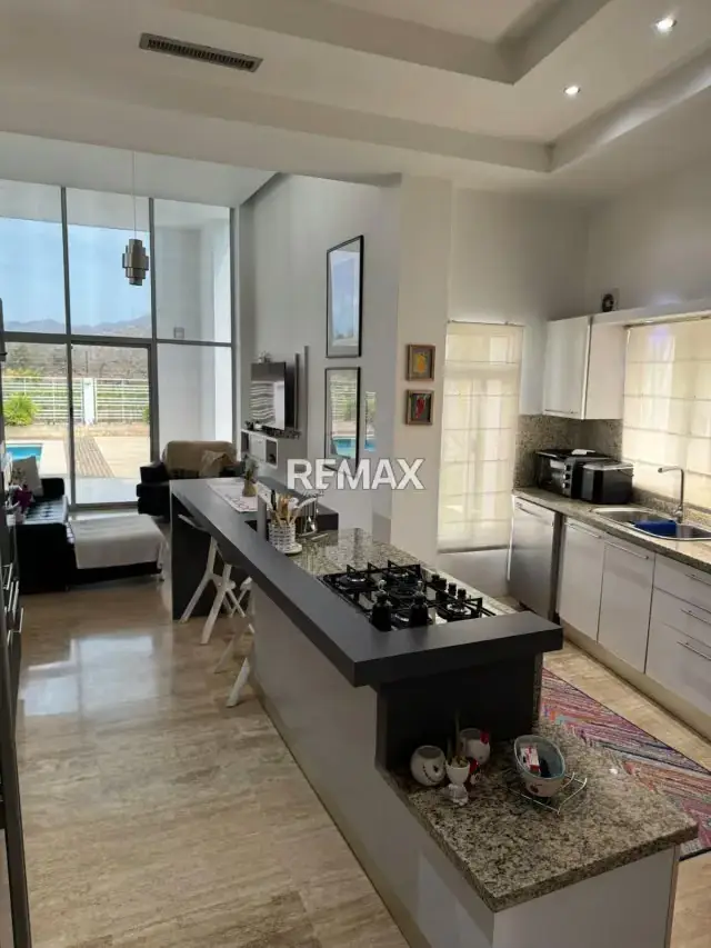 EN VENTA HERMOSA CASA UBICADA EN EL CONJUNTO RESIDENCIAL LAS VILLAS, EN EL COMPLEJO TURÍSTICO EL MORRO