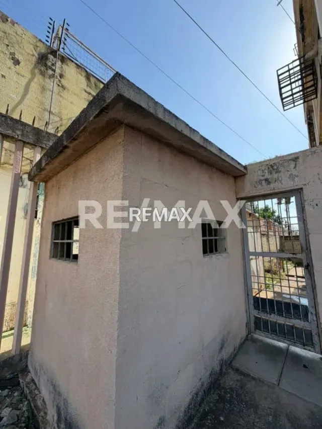 Edificio en venta en Av. Santa Rita - 5