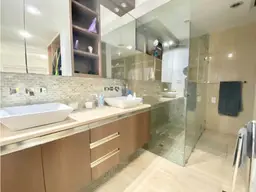 View 10